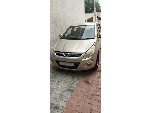 Used Hyundai i20 [2010-2012] Asta 1.4 CRDI with AVN 6 Speed in Gandhidham