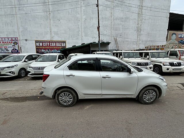 Used Maruti Suzuki Dzire VXi CNG in Barabanki