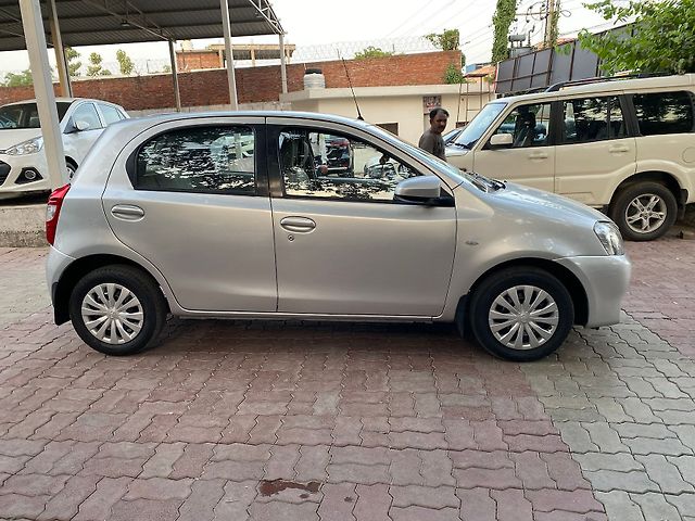 Used Toyota Etios Liva [2011-2013] GD in Lucknow