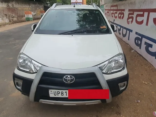 Used 2014 Toyota Etios in Agra