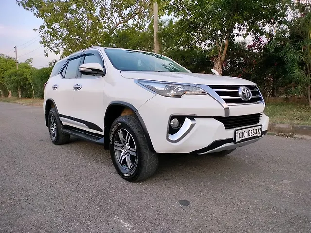 Used Toyota Fortuner [2016-2021] 2.8 4x2 AT [2016-2020] in Chandigarh