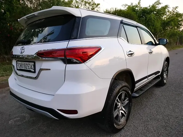 Used Toyota Fortuner [2016-2021] 2.8 4x2 AT [2016-2020] in Chandigarh