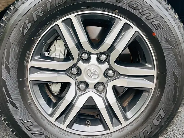 Used Toyota Fortuner 4X2 AT 2.8 Diesel in Meerut