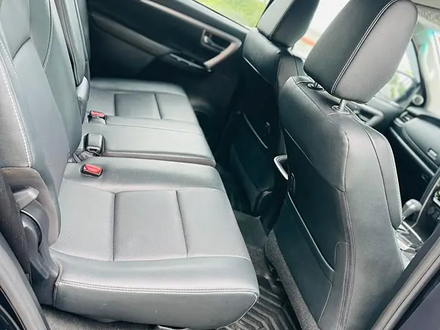 Used Toyota Fortuner 4X2 AT 2.8 Diesel in Meerut