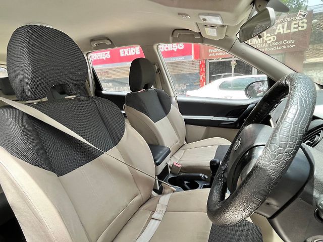Used Mahindra XUV500 [2015-2018] W6 in Lucknow
