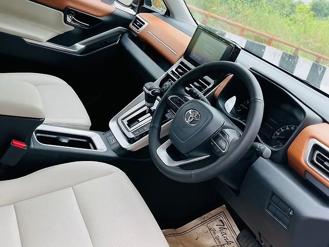 Used Toyota Innova Hycross GX 7 STR in Meerut