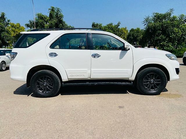 Used Toyota Fortuner [2012-2016] 4x2 AT in Chandigarh