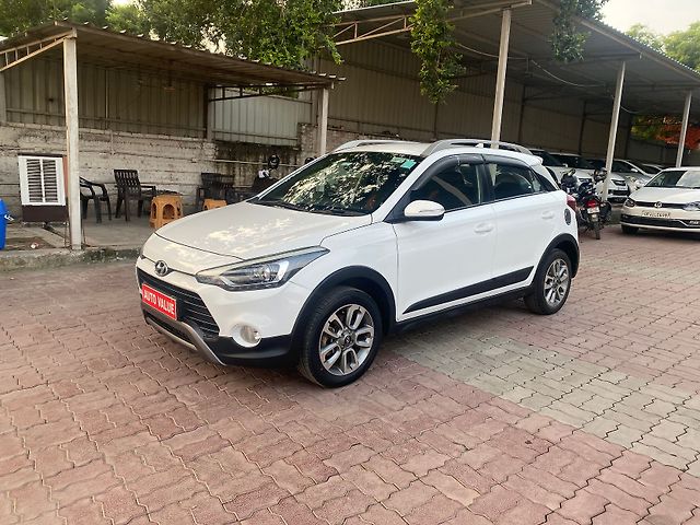 Used Hyundai i20 Active [2015-2018] 1.4 S in Lucknow