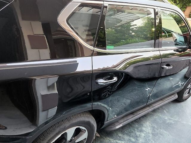 Used Mahindra Alturas G4 4WD AT [2018-2020] in Delhi