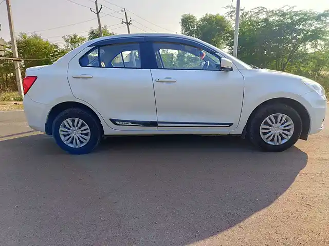 Used Maruti Suzuki Dzire [2017-2020] VXi AMT in Alwar