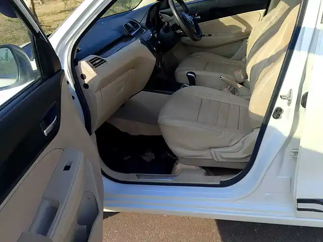 Used Maruti Suzuki Dzire [2017-2020] VXi AMT in Alwar