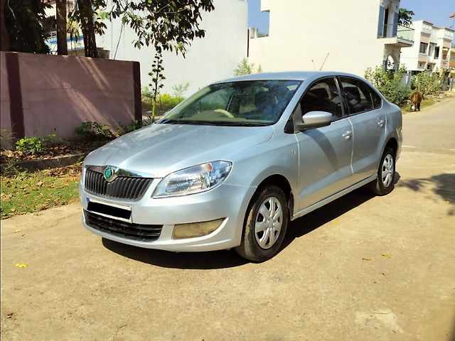 Used Skoda Rapid [2011-2014] Ambition 1.6 TDI CR MT in Raipur