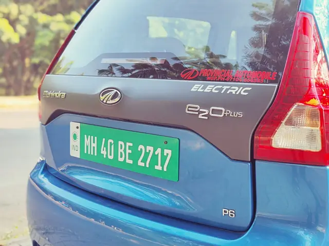 Used Mahindra e2o PLUS P6 in Nashik