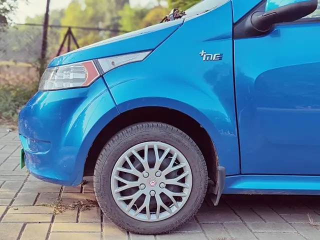 Used Mahindra e2o PLUS P6 in Nashik