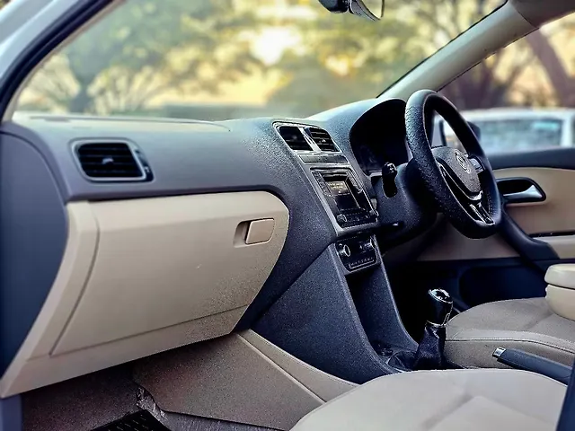 Used Volkswagen Vento [2015-2019] Highline Plus 1.6 (P) 16 Alloy in Nashik