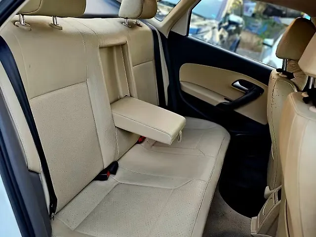Used Volkswagen Vento [2015-2019] Highline Plus 1.6 (P) 16 Alloy in Nashik