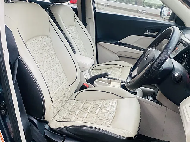 Used Mahindra XUV300 [2019-2024] W8 1.5 Diesel [2020] in Lucknow
