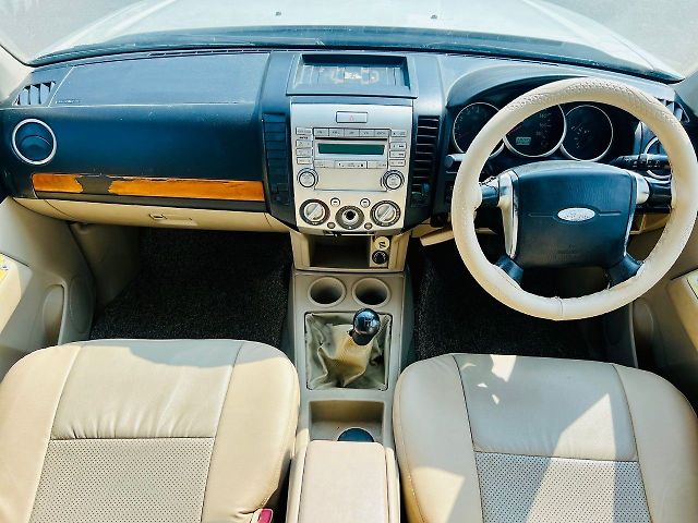 Used Ford Endeavour [2009-2014] 2.5L 4x2 in Lucknow