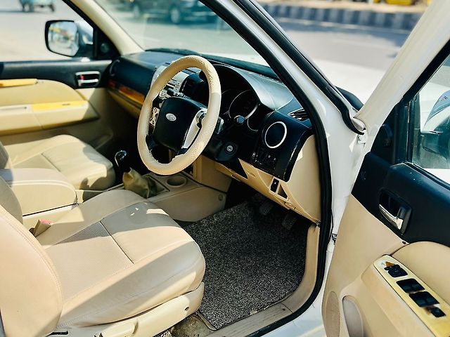 Used Ford Endeavour [2009-2014] 2.5L 4x2 in Lucknow