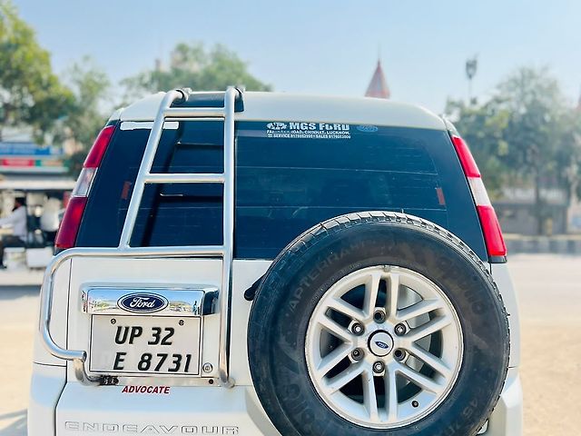 Used Ford Endeavour [2009-2014] 2.5L 4x2 in Lucknow