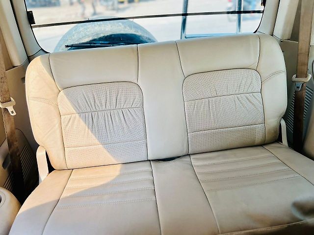 Used Ford Endeavour [2009-2014] 2.5L 4x2 in Lucknow