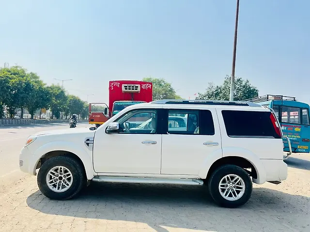 Used Ford Endeavour [2009-2014] 2.5L 4x2 in Lucknow