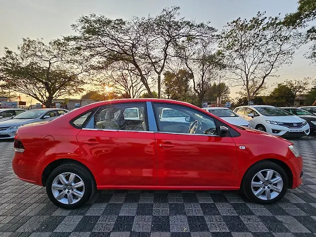 Used Volkswagen Vento [2012-2014] Highline Petrol AT in Nashik