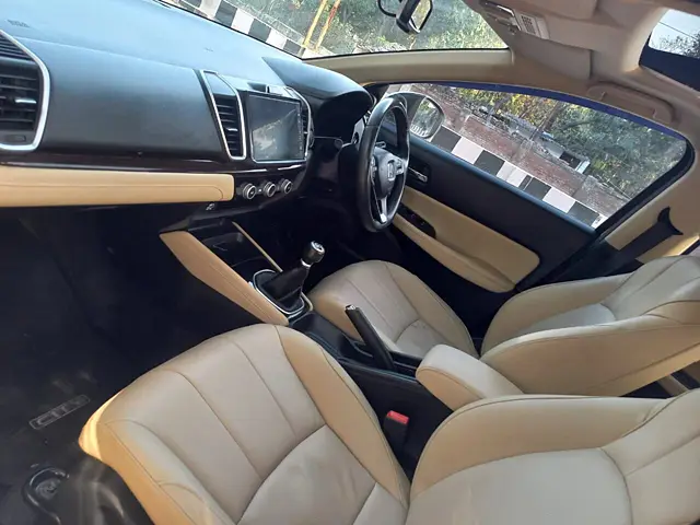 Used Honda City 4th Generation ZX Petrol [2019-2019] in Kanpur