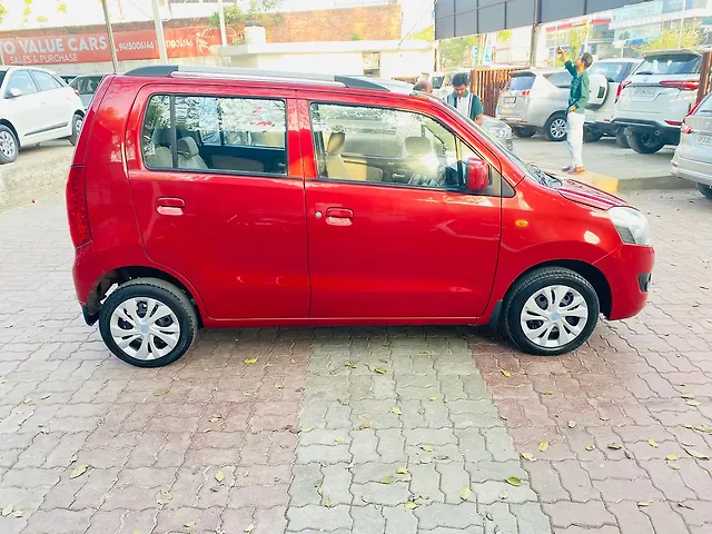 Used Maruti Suzuki Wagon R 1.0 [2014-2019] VXI+ in Lucknow