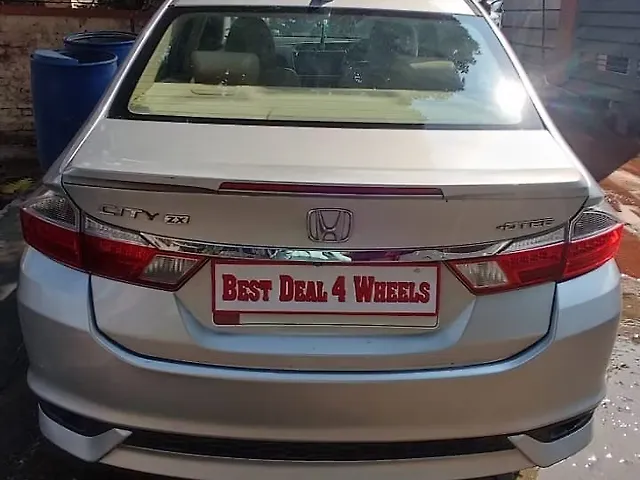 Used Honda City 4th Generation ZX Diesel in Lucknow