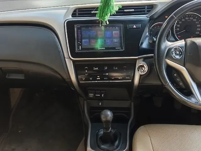 Used Honda City 4th Generation ZX Diesel in Lucknow