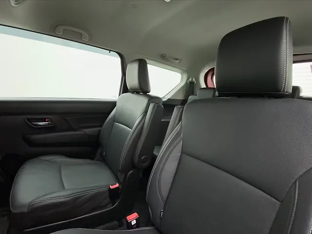 Used Maruti Suzuki XL6 Alpha Plus MT Petrol Dual Tone [2022-2023] in Hyderabad