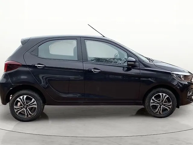 Used Tata Tiago XZ Plus CNG [2022-2023] in Kolkata