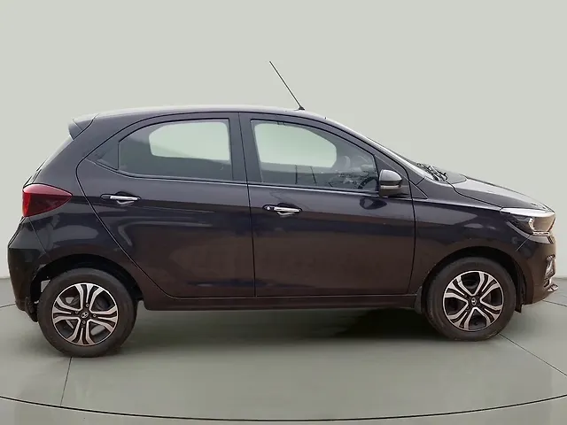 Used Tata Tiago XZ Plus CNG [2022-2023] in Kolkata