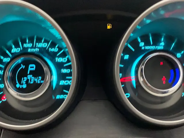 Used Mahindra XUV500 W11 AT in Hyderabad