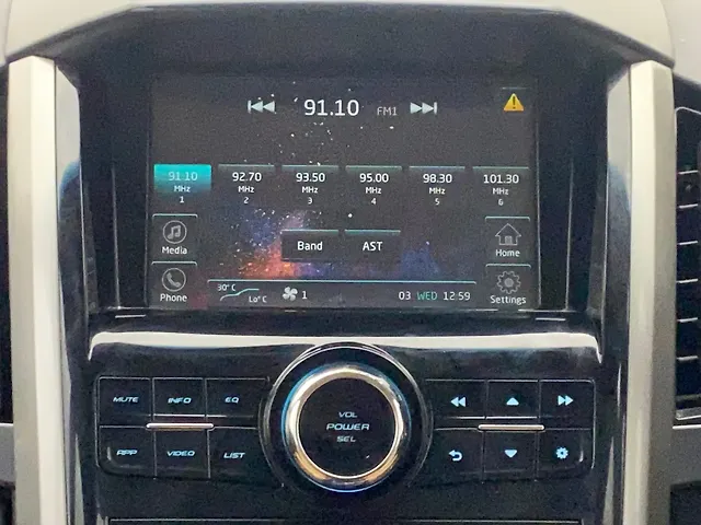 Used Mahindra XUV500 W11 AT in Hyderabad