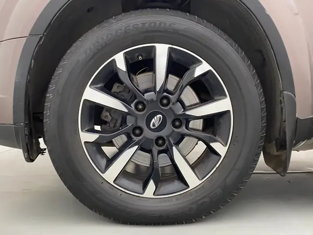 Used Mahindra XUV500 W11 AT in Hyderabad