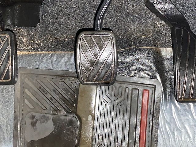 Used Maruti Suzuki Brezza ZXi [2023-2025] in Mumbai