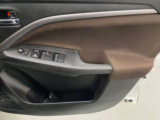 Used Maruti Suzuki Brezza ZXi [2023-2025] in Mumbai