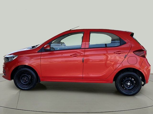 Used Tata Tiago XT CNG [2022-2023] in Lucknow