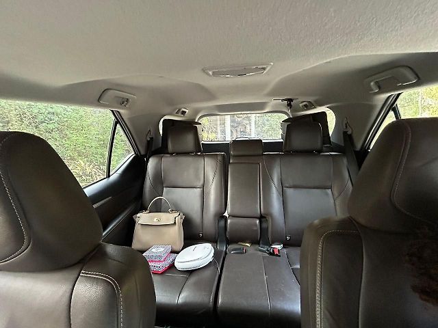 Used Toyota Fortuner [2016-2021] 2.8 4x2 AT [2016-2020] in Meerut