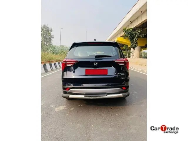 Used Mahindra XUV700 AX 5 Petrol AT 5 STR [2021] in Meerut