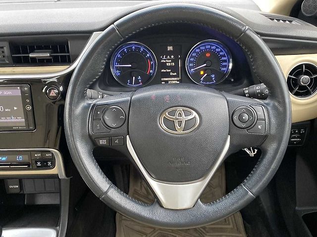 Used Toyota Corolla Altis G Petrol in Kolkata