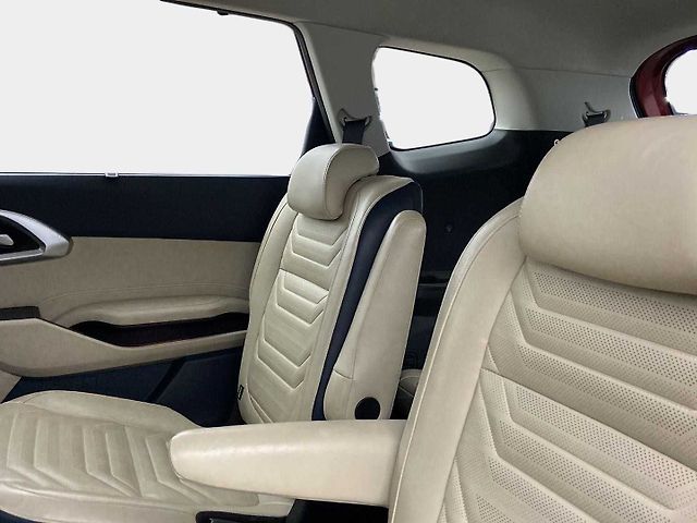 Used Kia Carens [2022-2023] Luxury Plus 1.5 Diesel AT 6 STR in Delhi