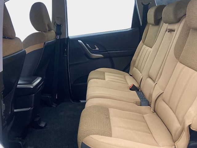Used Mahindra XUV500 W7 AT [2018-2020] in Delhi