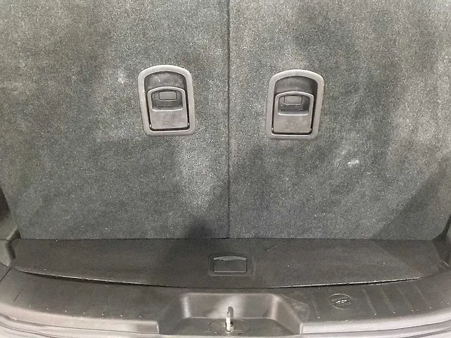 Used Mahindra XUV500 W7 AT [2018-2020] in Delhi