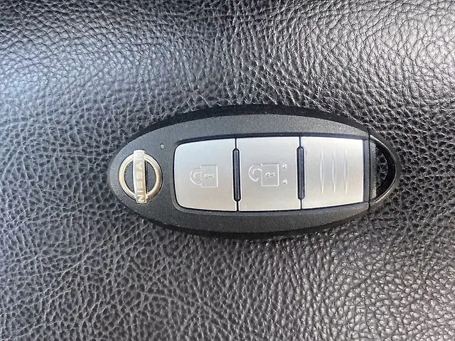Used Nissan Magnite [2020-2024] XV Turbo CVT Dual Tone [2020] in Hyderabad