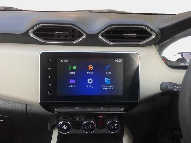 Used Nissan Magnite [2020-2024] XV Turbo CVT Dual Tone [2020] in Hyderabad