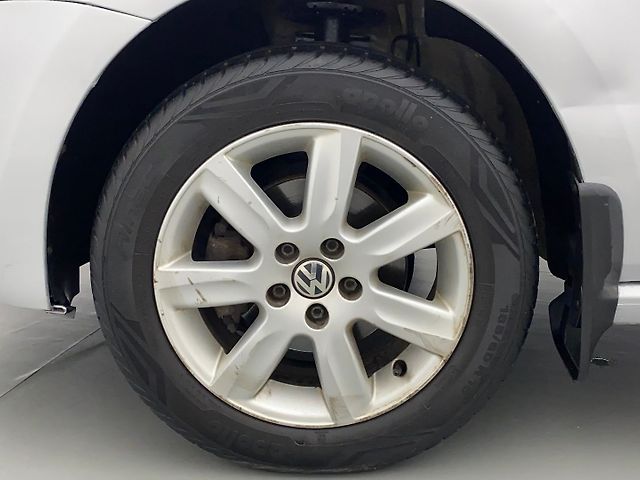 Used Volkswagen Polo [2010-2012] Highline1.2L (P) in Ahmedabad
