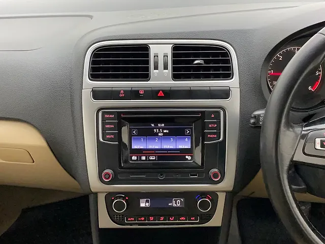 Used Volkswagen Ameo Highline Plus 1.5L AT (D)16 Alloy in Bangalore